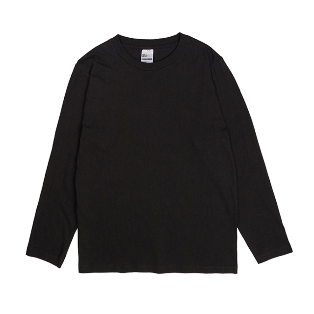 +82GALLERYEssential Long Sleeve Black T-Shirt 30s